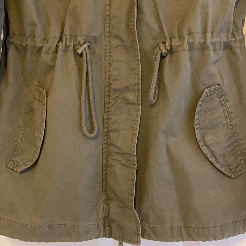 Beautiful Lightweight Jacket - image 2